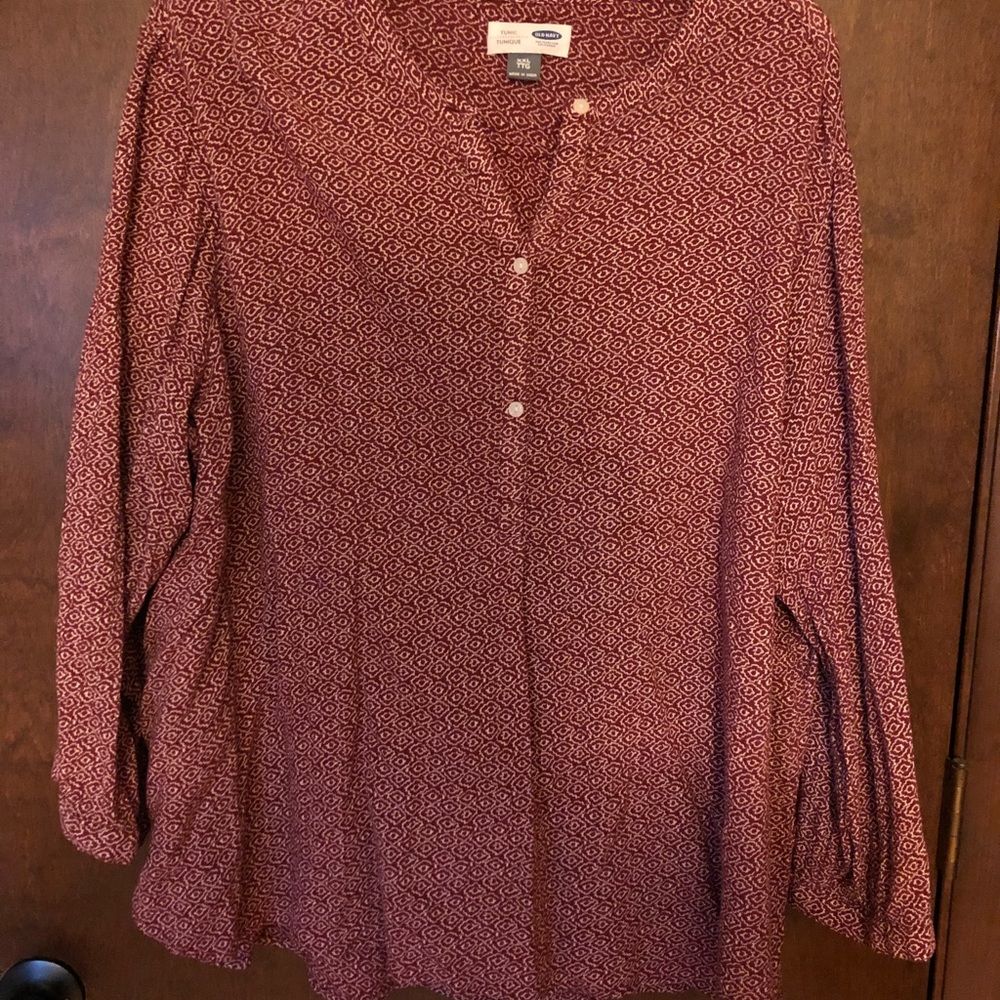 Old Navy Patterned Tunic Top